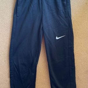 Boys Nike Dry-fit black pants size 5/S.